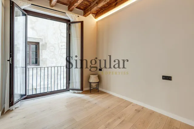 Piso reformado en el corazón del Barrio Gótico de Barcelona — 16