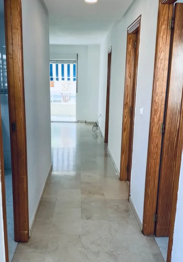 Amplio Apartamento en Albir con Terraza y Piscina a Pocos Pasos del Mar — 11