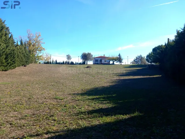 Casa 4 vientos en parcela llana de 3.533m2 — 2