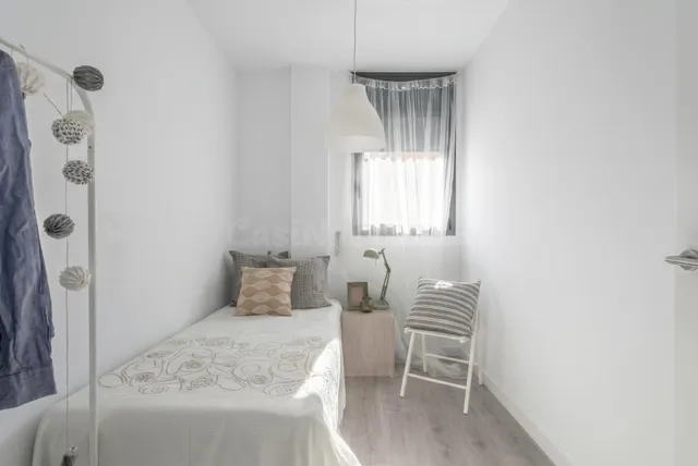 Piso 4 habitaciones 54m² en venta - Almendrales — 3