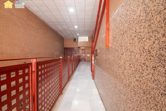 Venta vivienda VPO con plaza de garaje en Elche ciudad. - foto 4