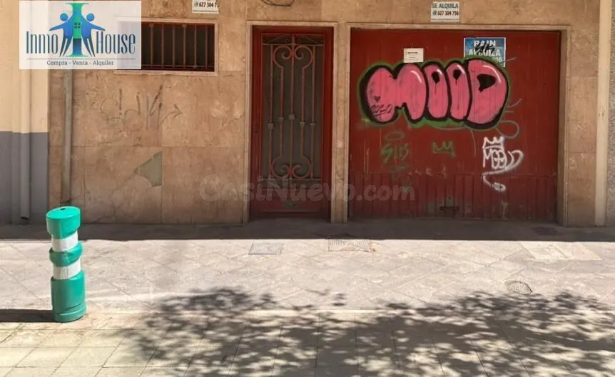 Amplio Local - Almacén en el Corazón de Albacete