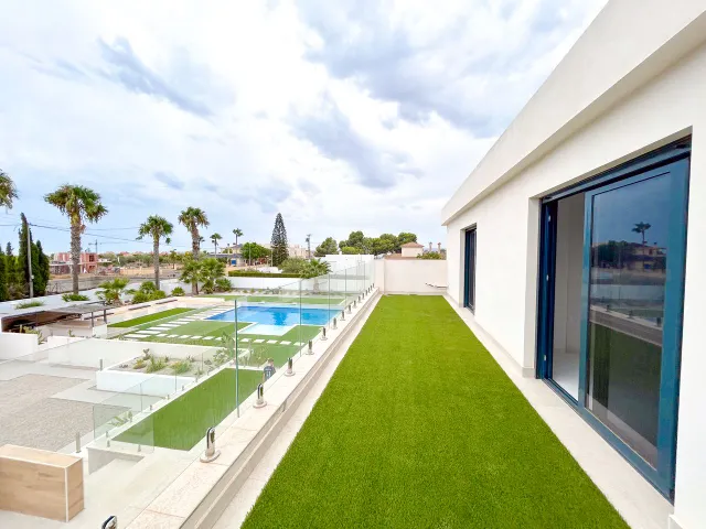 Villa 8 habitaciones 377m² en venta - Pueblo 8 — 7