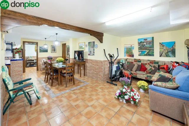VIVIENDA PAREADA EN MONTELUZ — 42