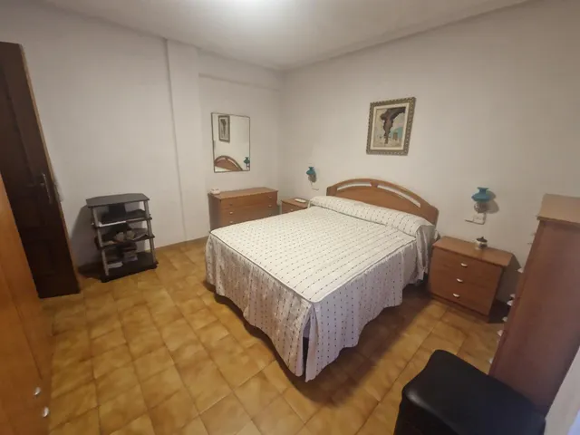 PISO CENTRICO DE 83M2 CON ASCENSOR Y BALCÓN — 38
