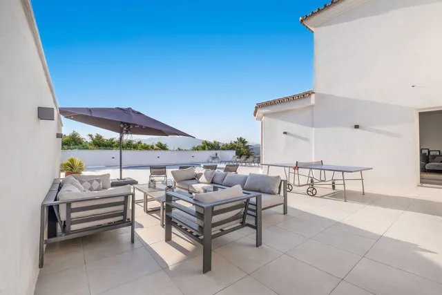 Chalet 6 habitaciones 282m² en venta - Riviera del sol — 28