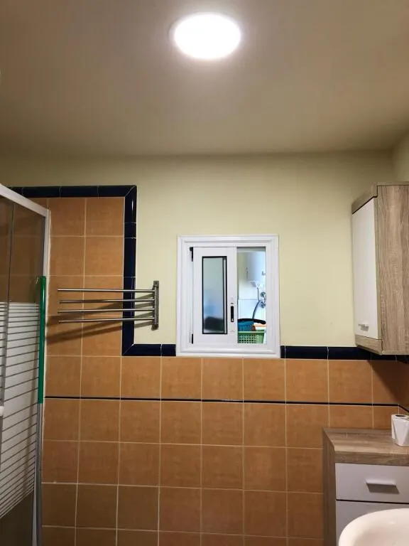 AMPLIO PISO EN ZONA MESA Y LOPEZ, LAS PALMAS DE G.C., ISLAS CANARIAS, ESPAÑA — 27