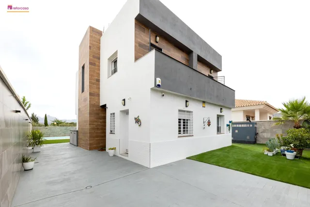 Impresionante Chalet con Piscina y Vistas Espectaculares ‍♂️ — 40