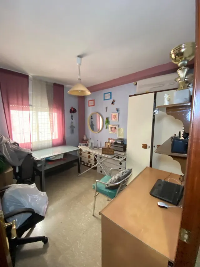 Piso 4 habitaciones 126m² en venta - Av. Barcelona - Viñuela - Rescatado — 31