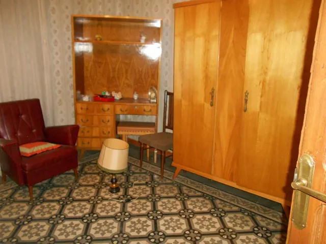 SE VENDE PISO DE 150m ENFRENTE DE PRADIEL — 16