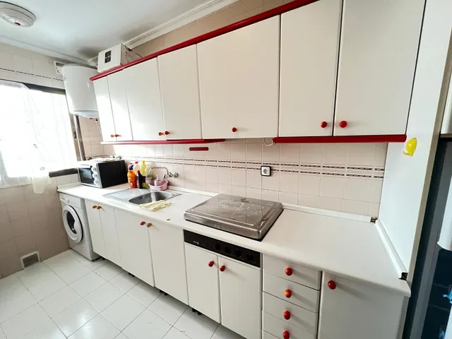 Apartamento con garaje en el centro — 8