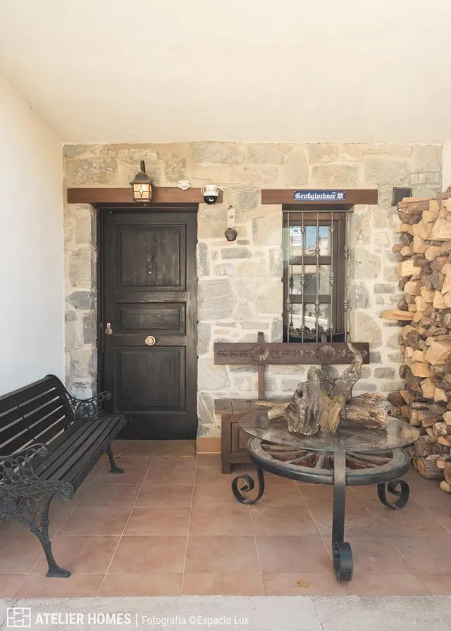 Chalet adosado con jardín y porche acristalado en Urbanización Lomas de Badaguás — 31