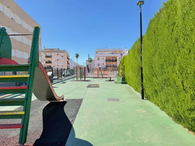 PISO EN PUERTAS DEL SUR CON PISCINA Y GARAJE - foto 5