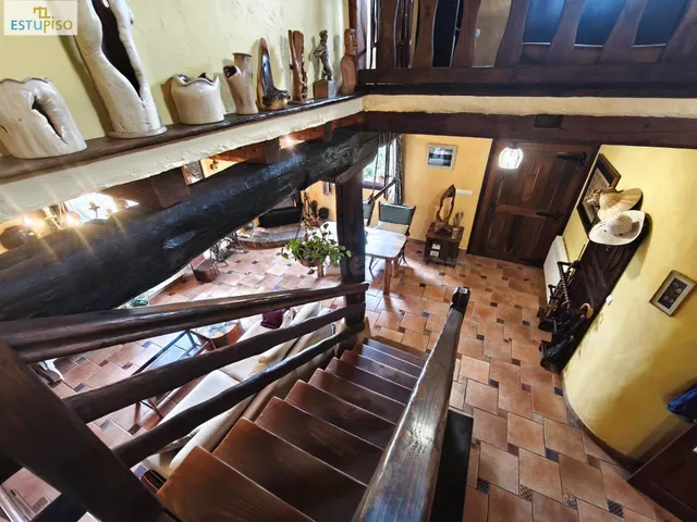 ESPECTACULAR FINCA 47.700 m2 | Casa Unifamiliar, 2 Pabellone - foto 4