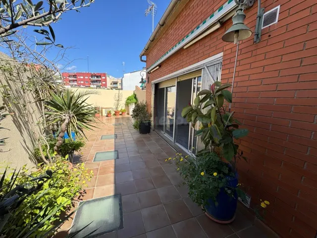 CORNELLÀ CASA EN VENTA ZONA CENTRO - foto 5