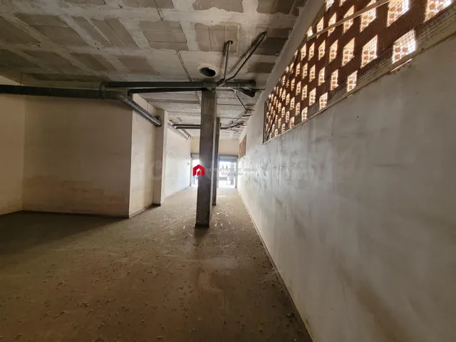 Local de 120 m2 delante de la zona educacional Sescelades - foto 3
