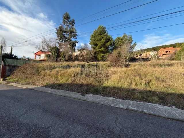 Terreno urbano en venta en Pontons – 1.369 m2 - foto 2