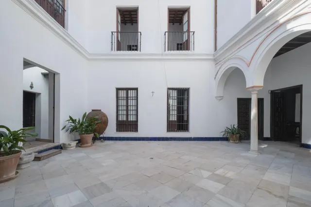 CASA PALACIO EN PLENO CENTRO DE SANLÚCAR - foto 4