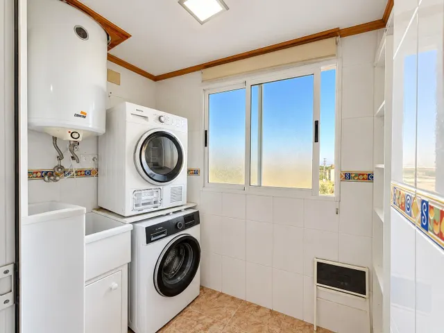 Piso en Maleco con plaza aparcamiento y trastero — 17