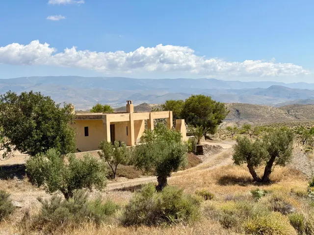 ✨ Cortijo en plena naturaleza con 42.000 m2 de terreno, plac - foto 4