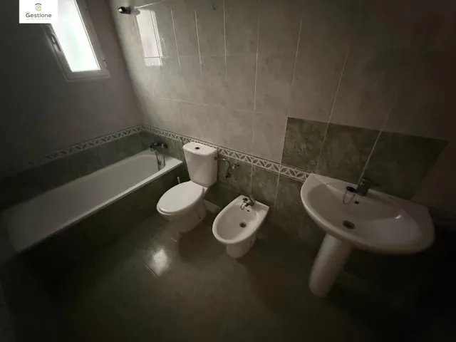 Luminoso piso con garaje en zona LLombai — 6