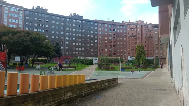 Piso 3 habitaciones 95m² en venta - El Carbayedo - El Quirinal — 24