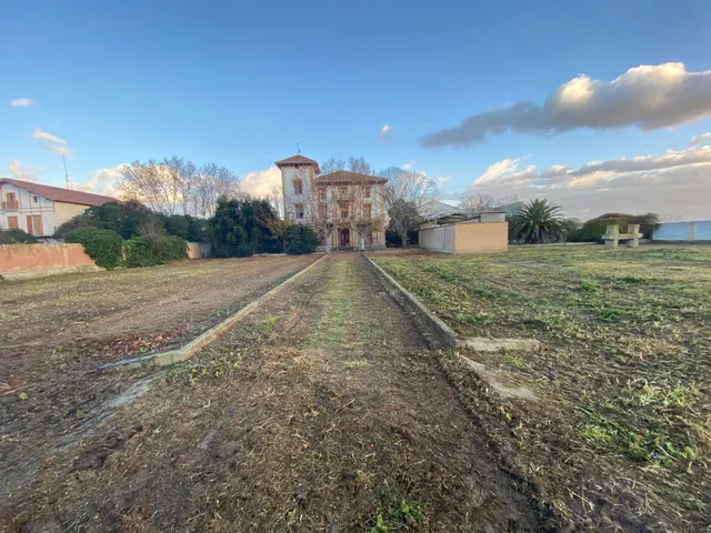 Casa palacio con parcela de 4500 m2 en Peralta — 16