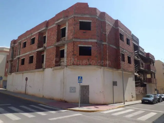 Obra parada a la venta para terminar. - foto 2