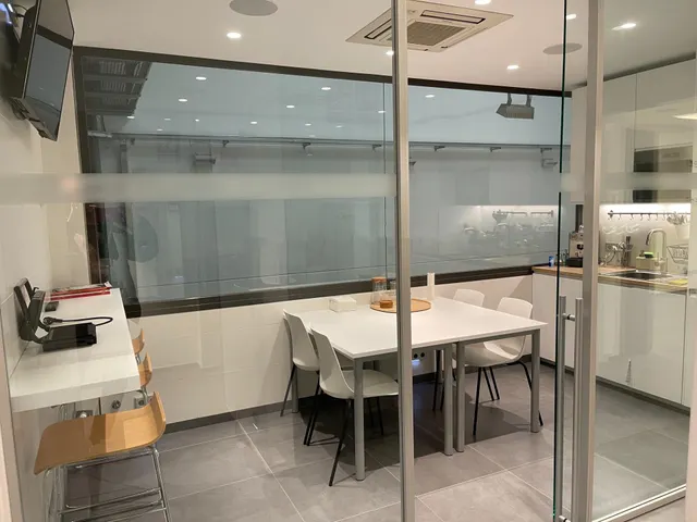 Espacio de coworking en A7 Llinars Park — 6