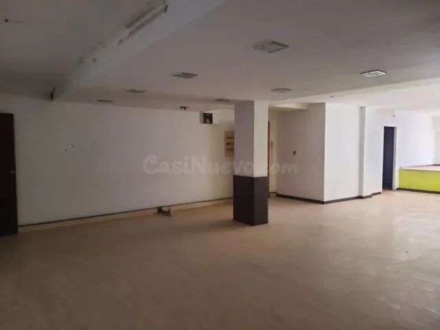LOCAL COMERCIAL EN RIPOLLET - foto 2
