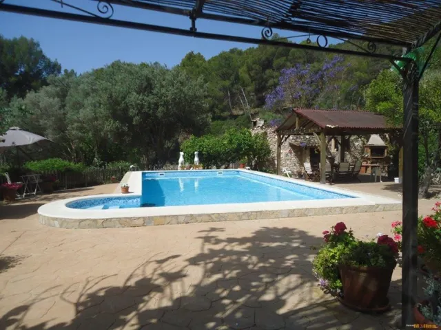 FINCA SEÑORIAL EN VENTA EN GÉNOVA — 4