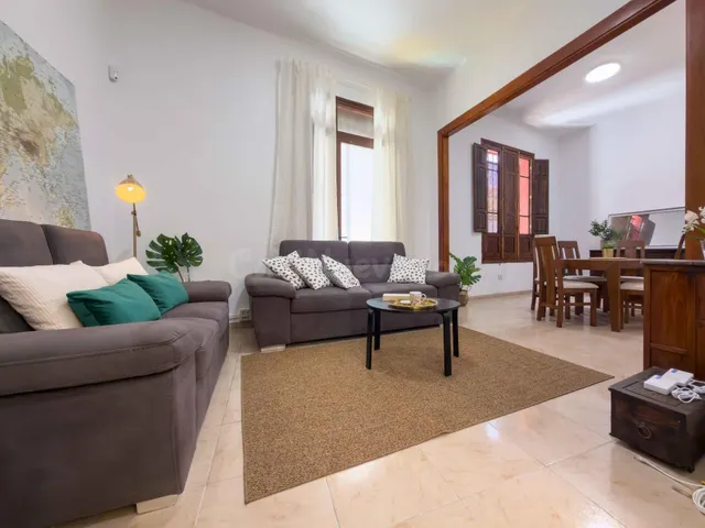 PISO BAJO DE 3 HAB. PATIO INTERIOR, SOLANA Y AZOTEA PRIVATIV - foto 5