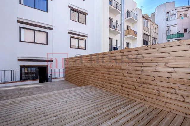 PISO DE OBRA NUEVA CON TERRAZA DE 30M2 LISTO PARA ENTRAR A VIVIR CERCA DE LA SAGRADA FAMILIA — 2