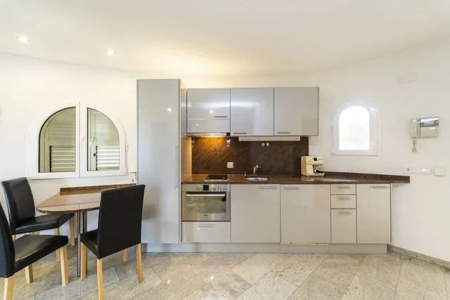 Villa 6 habitaciones 2600m² en venta - Cometa-Carrió — 6