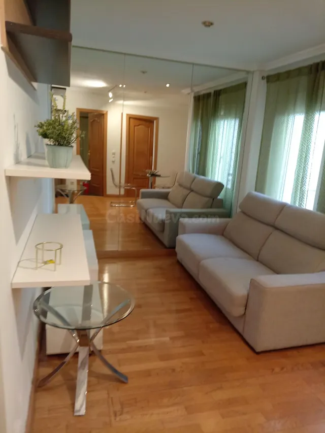Se alquila apartamento amueblado en Hermosilla , al lado de 