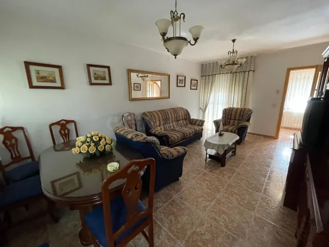 CASA ADOSADA EN BUEN ESTADO EN CAÑAVERAL - foto 5