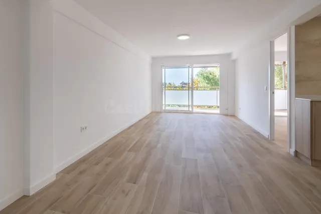 Piso reformado de 3 habitaciones a 50 mts Playa Levante - foto 2
