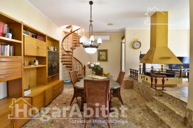 CHALET CON TERRAZA, GARAJE Y BARBACOA EN LA PLAYA DE GANDÍA — 16