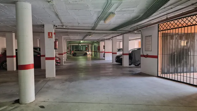 EL PLACER EXCLUSIVO DE VIVIR EN UN ATICO — 23