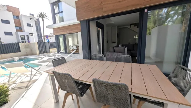 Villa 4 habitaciones 160m² en venta - Centro - foto 2