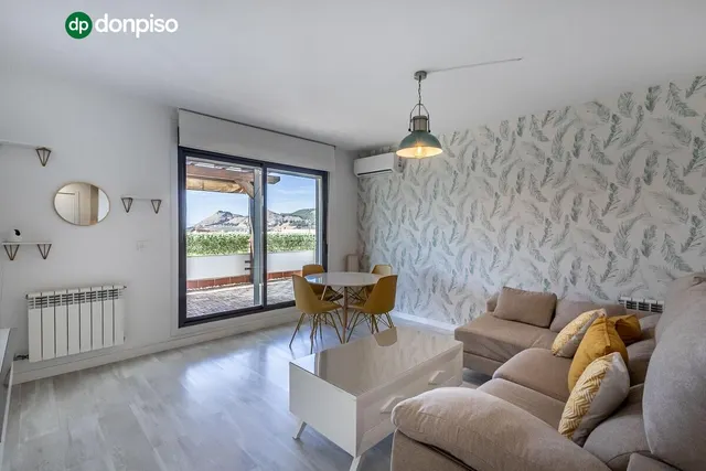 Piso con terraza en Albolote — 11