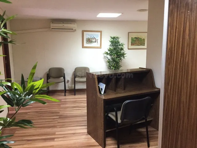 Alquiler de DESPACHO en zona Extramuros, calle Juan Llorens (coworking) — 2