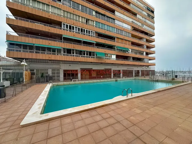 PRIMERA LÍNEA DE MAR EN TORREVIEJA — 3
