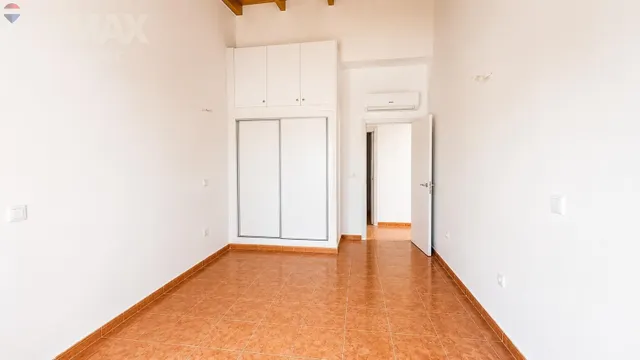 CHALET PAREADO A ESTRENAR — 21