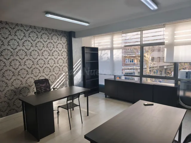 Urbis te ofrece una oficina en alquiler en la zona de Labrad - foto 5