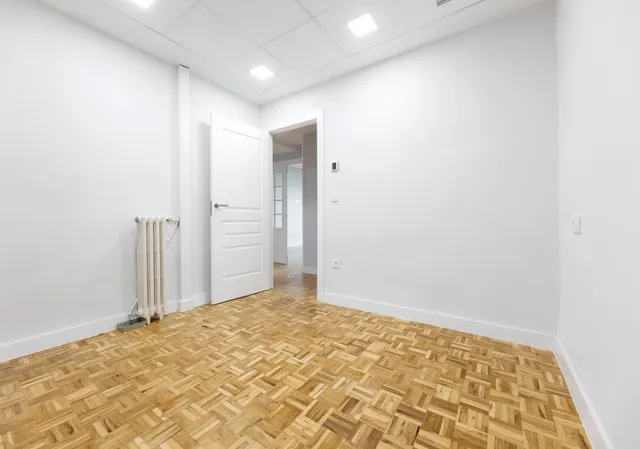 PISO DE 5 DORMITORIOS EN CALLE RECOGIDAS — 20