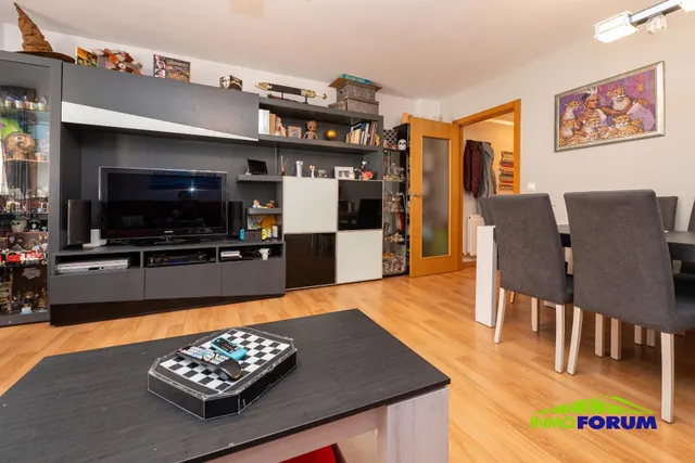 Luminoso piso de 3 dormitorios, 2 baños, garaje y trastero. — 6