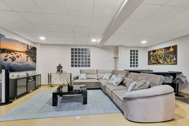Chalet 6 habitaciones 658m² en venta - Centro — 28