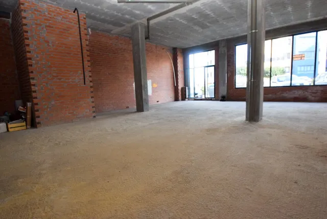 LOCAL COMERCIAL DE OBRA EN LA CORVEIRA — 7