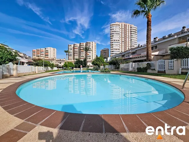 Bungalown a la venta en Avenida de la Costa Blanca. — 21